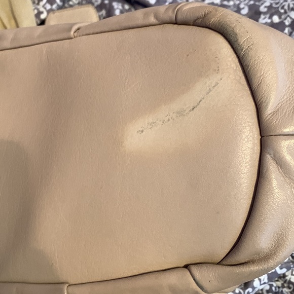 Prada Cream Leather Bag - Picture 12 of 16